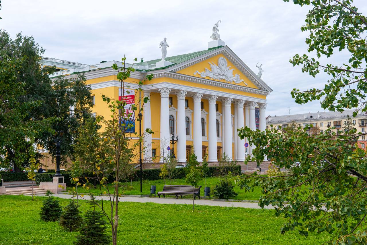 Пешеходная прогулка «Челябинск 360. Площадь искусств»