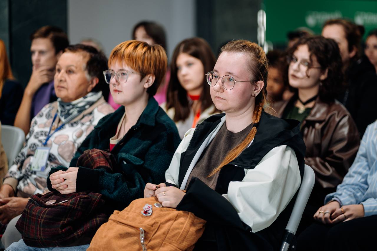 Паблик-ток «Гравитация места: локальные коды в современной прозе»